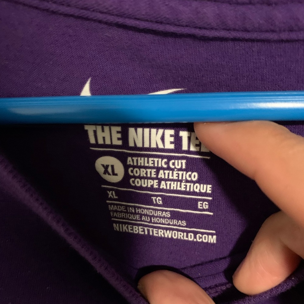 Nike men’s xl t shirt